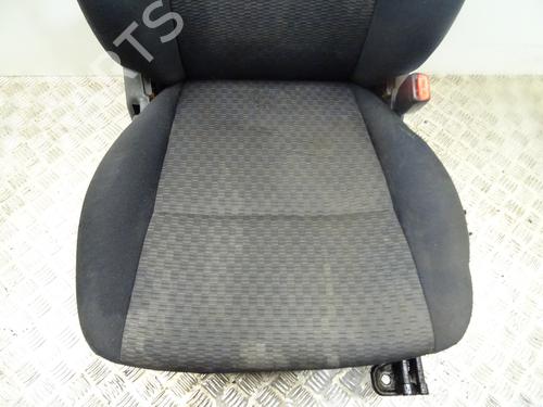 Right front seat SUZUKI JIMNY Closed Off-Road Vehicle (SN) 1.5 DDiS 4x4 | BP29429841C16 