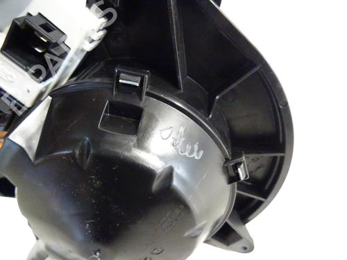 Motor da chauffage Motor da chauffage BMW 1 (F20) 116 d (116 hp) 36521973 36521973