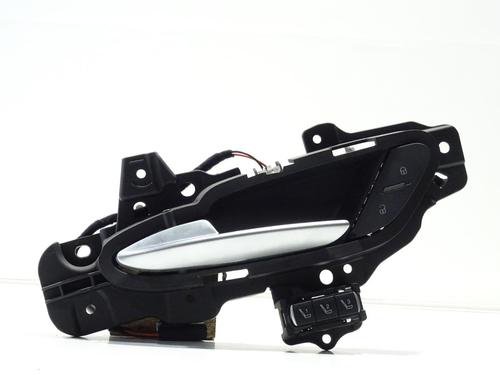 Venstre foran invendig håndtak ALFA ROMEO STELVIO (949_) 2.2 D Q4 (949.AXE2A) (180 hp) 26281843