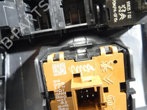 Headlight switch CITROËN C4 III (BA_, BB_, BC_) 1.2 Hybrid 136 (BAHPYJ) | BP29477554I24 