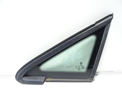 Vidro triangular frente esquerdo Vidro triangular frente esquerdo VW GOLF VII (5G1, BQ1, BE1, BE2) 1.4 GTE Hybrid (204 hp) 33233748 33233748