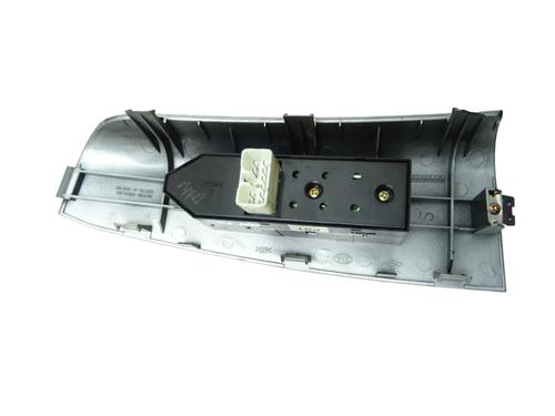 Used Right front window switch Right front window switch 38570530 38570530