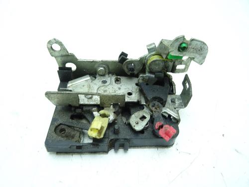 front-left-lock-dacia-logan-ls_-2004-33128847 main image