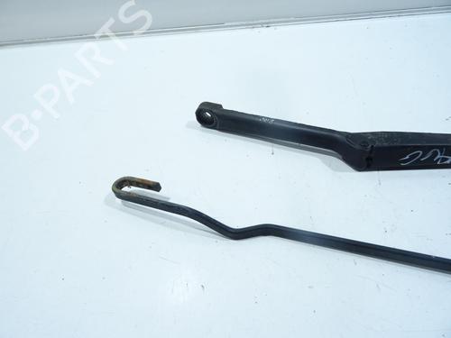 Used Front windshield wiper arm Front windshield wiper arm VW TRANSPORTER T4 Van (70A, 70H, 7DA, 7DH) 2.5 TDI (102 hp) 33429383 33429383