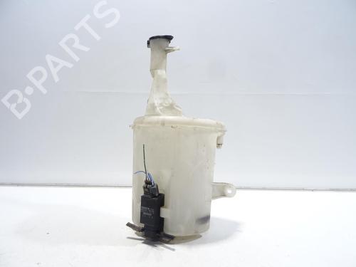 Used Windscreen washer tank TOYOTA YARIS (_P1_) 1.3 (NCP10, SCP12_) (86 hp) 29425100