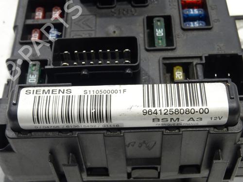Fuse box CITROËN C5 I (DC_) 2.0 HDi (DCRHZB, DCRHZE) | BP31074406E1