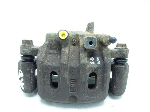 Højre bremsekaliber foran MITSUBISHI PAJERO II (V3_W, V2_W, V4_W, V5_W) 2.5 TD 4WD (V24W) (99 hp) 30168805