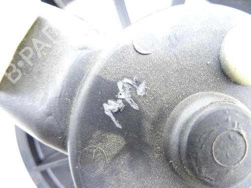 Used Heater blower motor Heater blower motor OPEL CORSA D (S07) 1.3 CDTI (L08, L68) (75 hp) 26526172 26526172