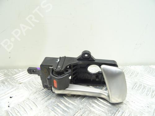 Used Front right interior door handle HYUNDAI SANTA FÉ II (CM) 2.2 CRDi GLS 4x4 (150 hp) 30089837