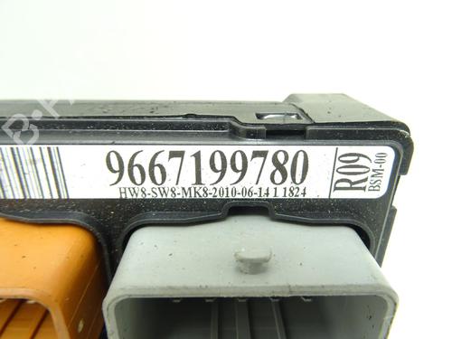 Used Fuse box Fuse box CITROËN C3 II (SC_) 1.4 HDi 70 (SC8HZC, SC8HR0, SC8HP4) (68 hp) 28325646 28325646