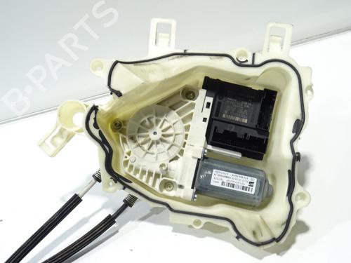 Used Front right window mechanism Front right window mechanism SEAT TOLEDO III (5P2) 1.9 TDI (105 hp) 33991378 33991378
