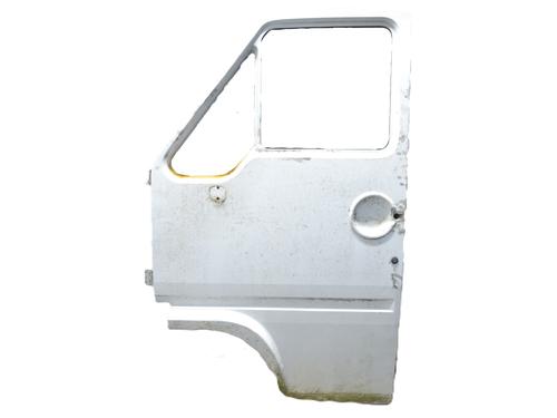 Used Left front door Left front door RENAULT MASTER I Van (T__) 28-35 2,5 D (75 hp) 34166916 34166916