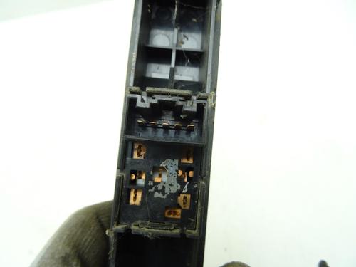 Right front window switch SUZUKI VITARA (ET, TA, TD) 1.9 D All-wheel Drive (SE419TD) | BP29590688I26 