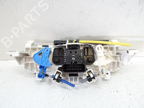 climate-control-renault-twingo-ii-cn0_-7701067953-2007-21970469 main image