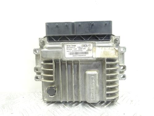 Used Engine control unit (ECU) KIA VENGA (YN) 1.4 CRDi 90 (90 hp) 30143958