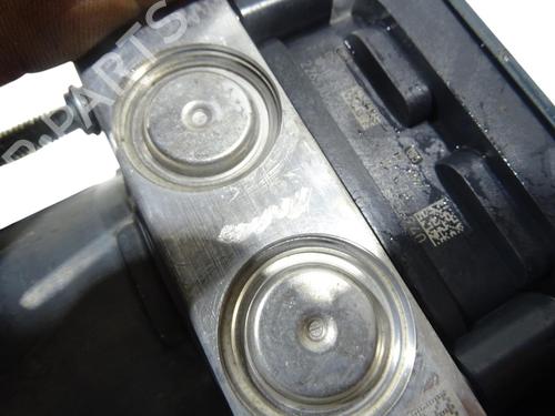 Used ABS pump ABS pump CITROËN C3 III (SX) 1.2 THP 110 (SXHNPS, SXHNZT, SXHNZ6) (110 hp) 35888587 35888587