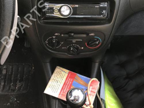 Front windshield wiper arm PEUGEOT 206 Hatchback (2A/C) 1.9 D | BP21776680C143 