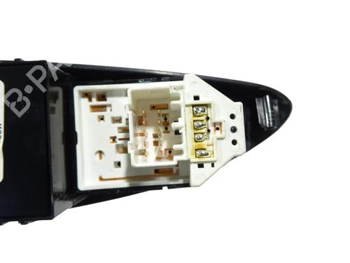 Left front window switch HYUNDAI ix20 (JC) 1.6 | BP38448994I27 - Image 2