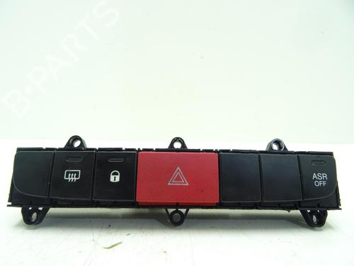Used Warning switch PEUGEOT BOXER Van 2.2 BlueHDi 140 (140 hp) 29317405