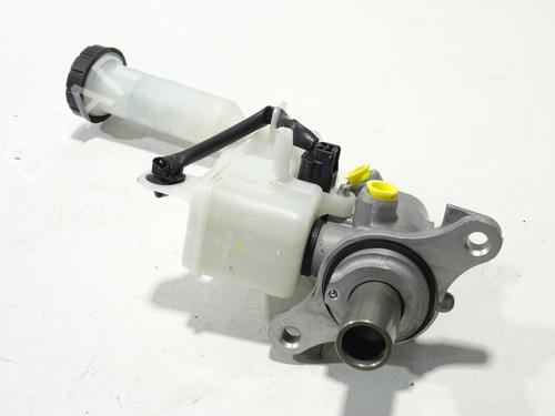 Brake master cylinder NISSAN JUKE (F15) 1.5 dCi | BP29706258M77 
