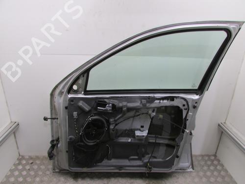 Right front door FORD MONDEO III Turnier (BWY) 2.0 16V TDDi / TDCi | BP26456838C3 