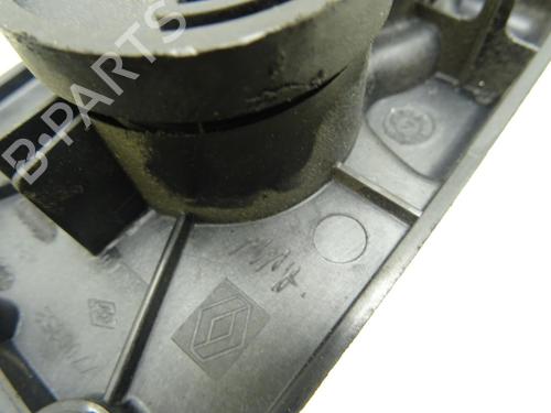 Used Rear right interior door handle Rear right interior door handle RENAULT MASTER II Van (FD) 2.5 dCi (FD01, FD02, FD21, FD22, FD31, FD32, FD3Y, FD71,... (120 hp) 28304344 28304344