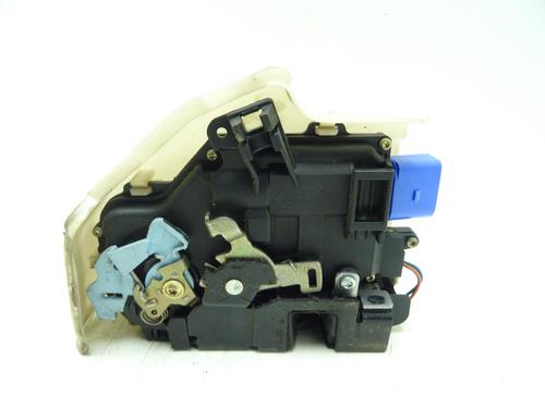 Venstre foran lås VW GOLF V (1K1) 1.9 TDI (90 hp) 30079475