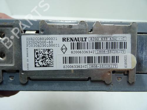 Radio RENAULT TRAFIC II Bus (JL) 2.0 dCi 90 (JL00, JL01, JL0H, JL0M, JL0P, JL0S) | BP32984838E6 - Image 4