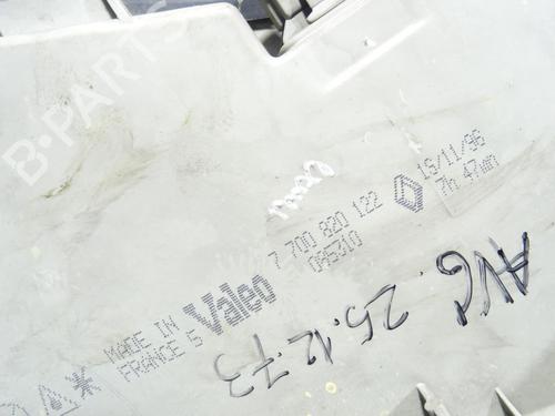Used Left headlight Left headlight RENAULT LAGUNA I (B56_, 556_) 2.2 dT (B569) (113 hp) 31257504 31257504