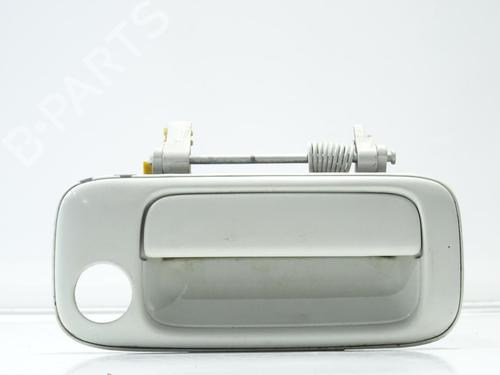 Used Front right exterior door handle Front right exterior door handle TOYOTA LAND CRUISER 80 (_J8_) 4.2 TD (HDJ80) (160 hp) 32776452 32776452