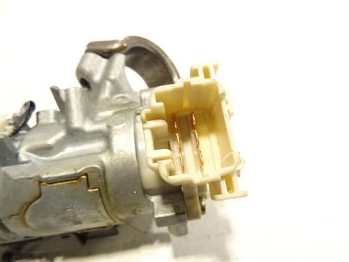 ignition-barrel-toyota-rav-4-ii-_a2_-2000-2001-2002-2003-2004-2005-31858331 main image