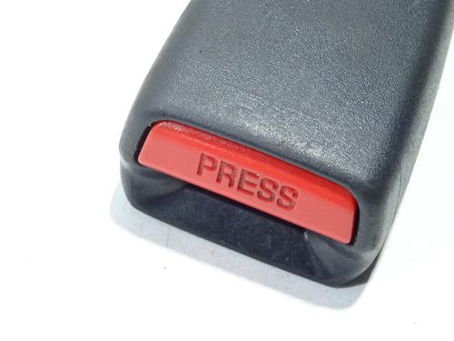 Seat buckle TOYOTA YARIS (_P9_) 1.4 D-4D (NLP90_, NLP90R) | BP29585629I32 
