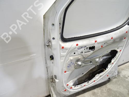 Used Right front door Right front door 29028794 29028794