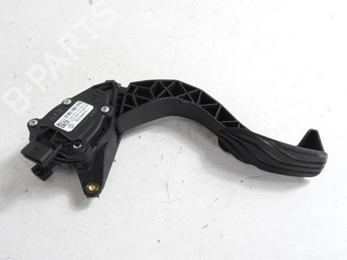 Used Electronic module Electronic module DACIA DUSTER (HM_) 1.5 dCi 115 (HMAD) (116 hp) 20042811 20042811