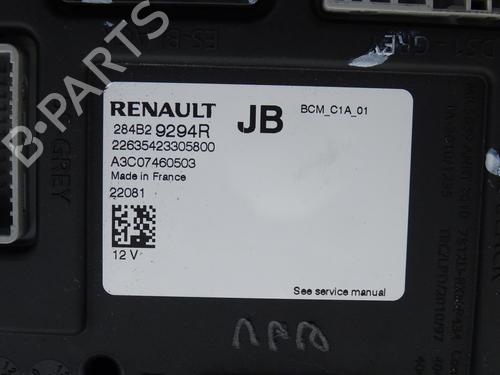 Used Control unit Control unit RENAULT CAPTUR II (HF_) E-TECH 145 (HFMU) (143 hp) 22596411 22596411