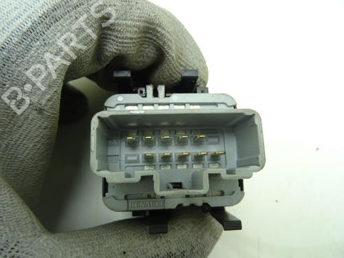 Left front window switch RENAULT CLIO III (BR0/1, CR0/1) 1.2 16V Hi-Flex (BR1U, CR1U) | BP29012480I27 