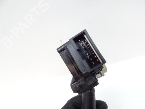 Switch HYUNDAI SANTA FÉ I (SM) 2.0 CRDi 4x4 | BP20069612I30 