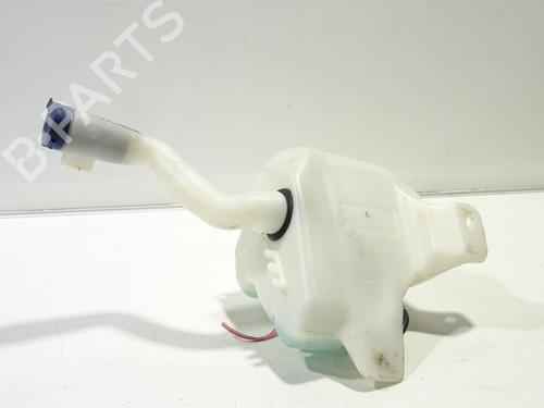 Used Windscreen washer tank RENAULT TRAFIC Van (T_, P_, V_) 2.5 D (75 hp) 26526224