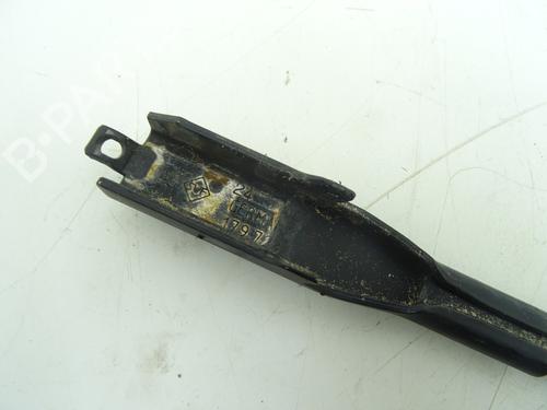 Front windshield wiper arm MERCEDES-BENZ B-CLASS Sports Tourer (W245) B 200 CDI (245.208) | BP28210873C143 
