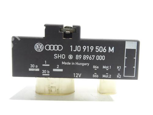 Used Electronic module Electronic module VW POLO V (6R1, 6C1) 1.6 TDI (90 hp) 20037730 20037730