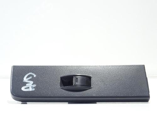 Used Right front window switch TOYOTA LAND CRUISER 80 (_J8_) 4.2 TD (HDJ80) (160 hp) 32776483