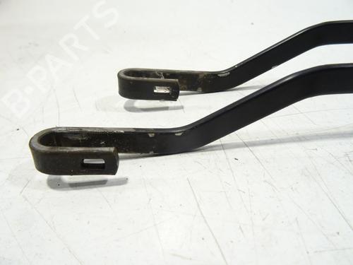 Front windshield wiper arm NISSAN PICK UP (D22) 2.5 TD 4WD | BP30910774C143 