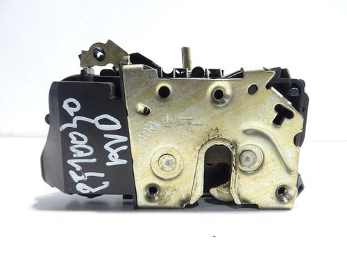 Serrure avant droite CITROËN XSARA PICASSO (N68) 2.0 HDi (90 hp) 30636892