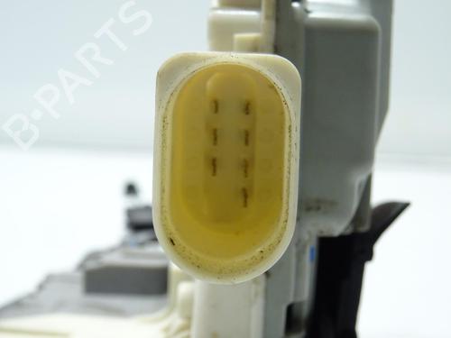 Højre bagtil lås Højre bagtil lås SEAT TOLEDO III (5P2) 1.9 TDI (105 hp) 33991315 33991315