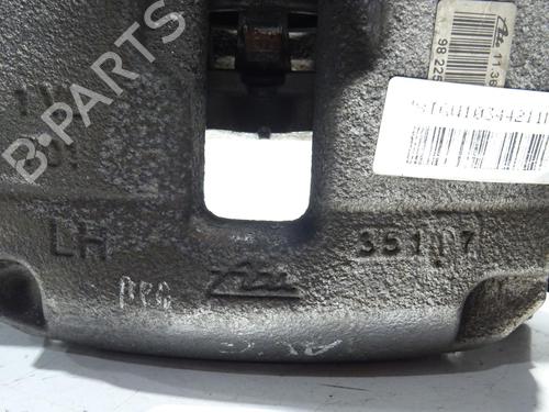 Used Left front brake caliper Left front brake caliper PEUGEOT 5008 II (MC_, MJ_, MR_, M4_) 1.5 BlueHDi 130 (MCYHZJ, MCYHZR, MCYHZX) (131 hp) 33738713 33738713