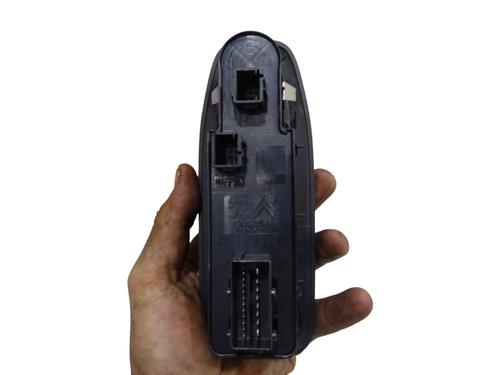 Left front window switch PEUGEOT 2008 I (CU_) 1.2 THP 110 / PureTech 110 | BP39761650I27 - Image 6