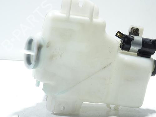 Used Windscreen washer tank Windscreen washer tank MITSUBISHI PAJERO III (V7_W, V6_W) [1999-2007] 33723400 33723400