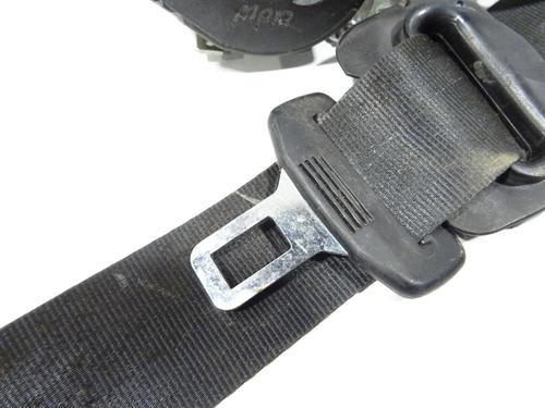 Høyre foran beltestrammer VW POLO IV (9N_, 9A_) 1.4 TDI | BP29937744C88