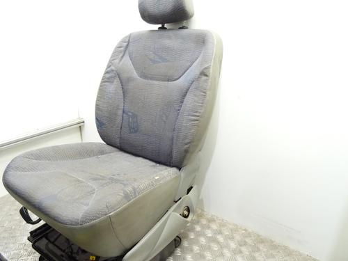 Left front seat RENAULT TRAFIC II Van (FL) 1.9 dCi 80 (FL0B) | BP29428521C15 