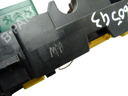 Used Electronic module Electronic module DS DS 3 Convertible (SB_) 1.2 THP 110 (110 hp) 40158883 40158883
